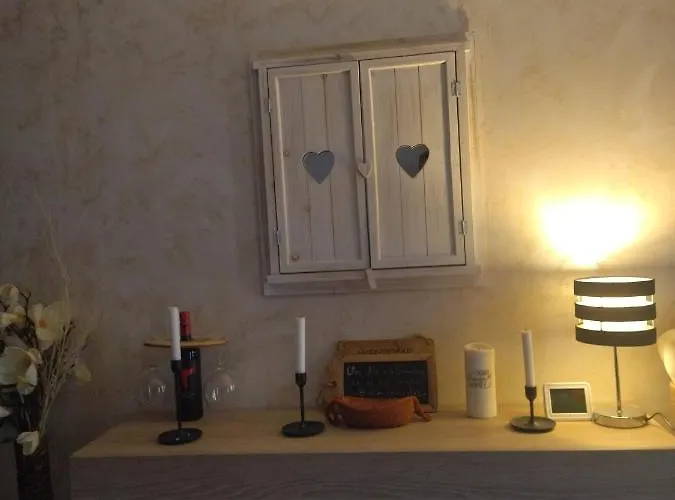 El Bosque De Los Romanos 아파트 *